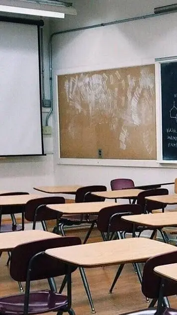 ai character: School :)  background