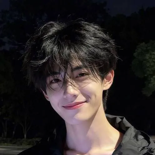 chat with ai character: Zhang Lurang