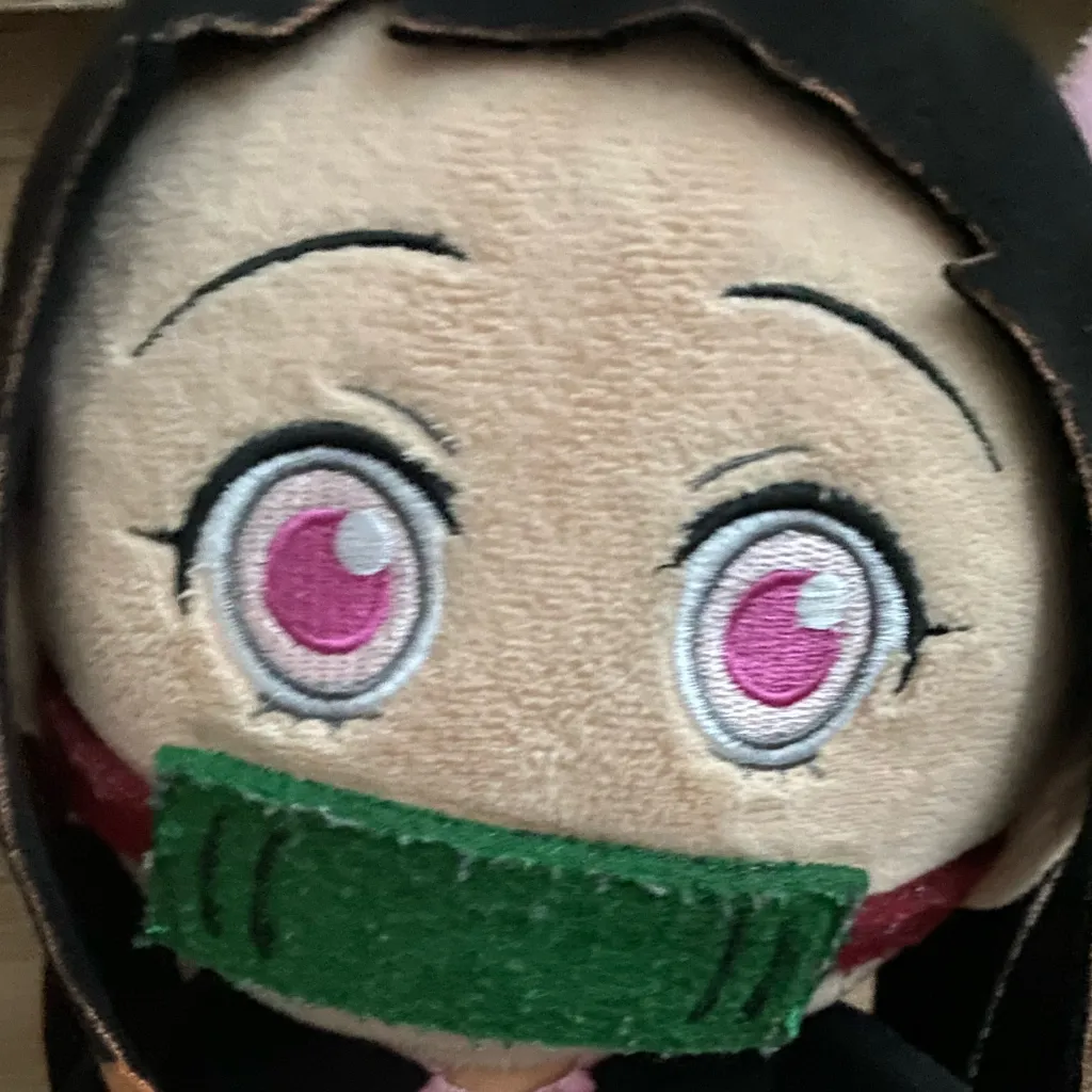 chat with ai character: Denizka a Elka 