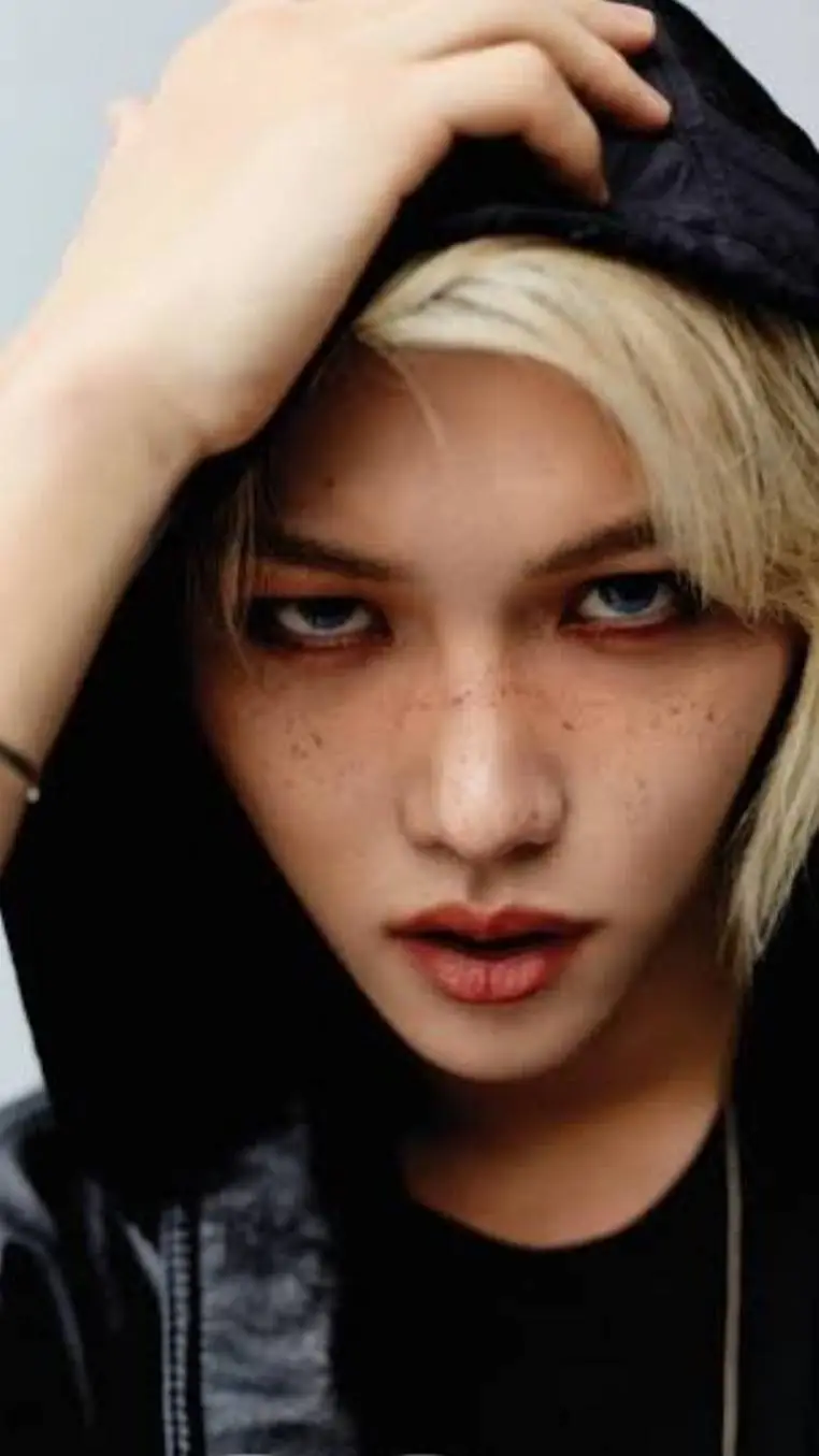 Talkie AI - Chat with felix yongbok lee