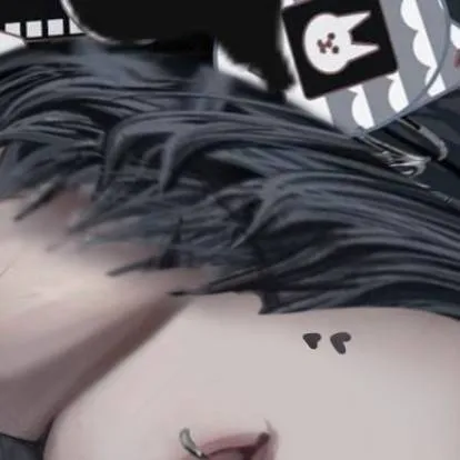 chat with ai character: Sapphire 🖤~