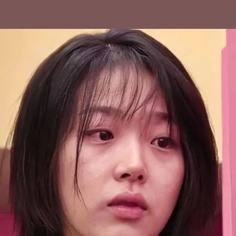 chat with ai character: Young-mi 