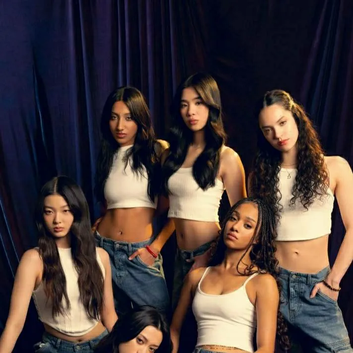 chat with ai character: Katseye