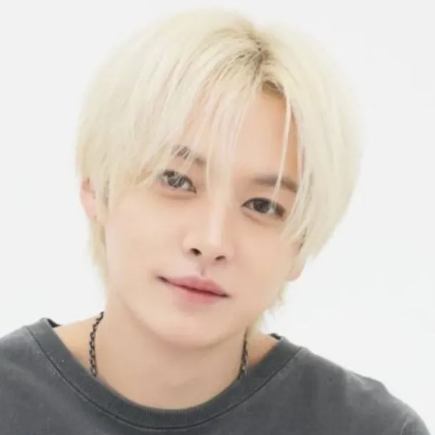 chat with ai character: Minho