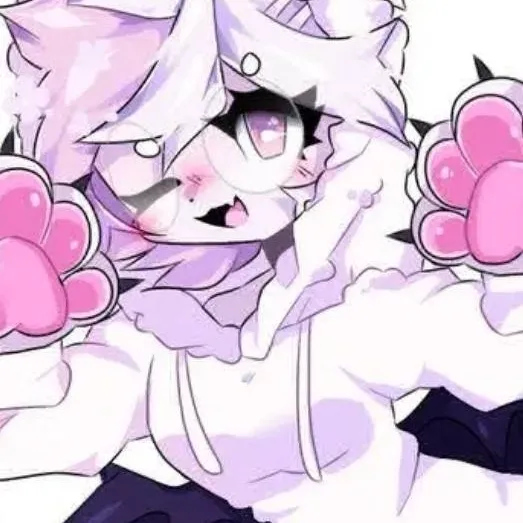 chat with ai character: Snuggle DragonGirl