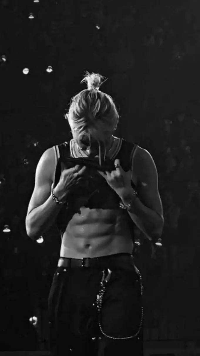 ai character: Felix background