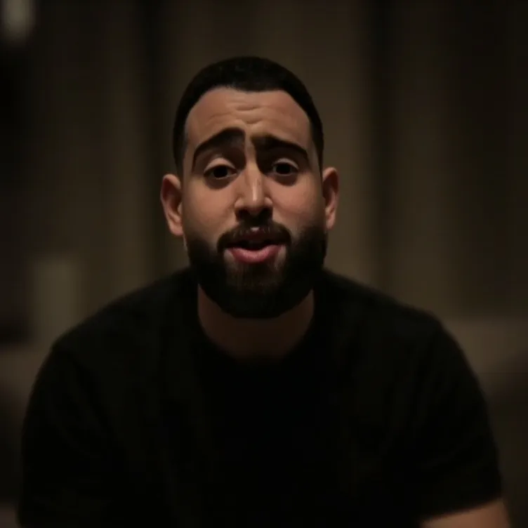 chat with ai character: The @lkgainss