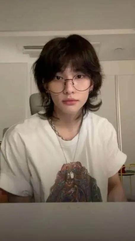 ai character: dumpling 🥟 background