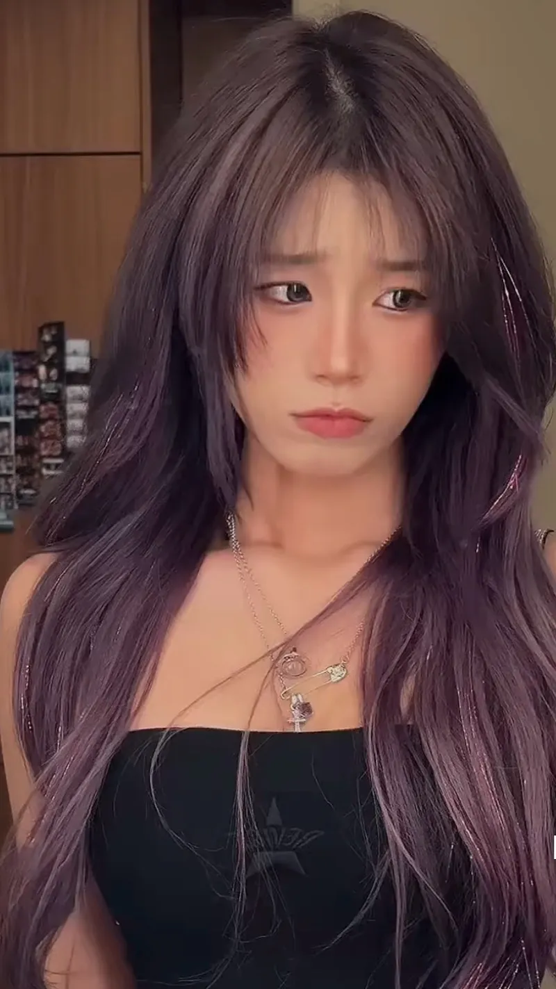 ai character: Amy background