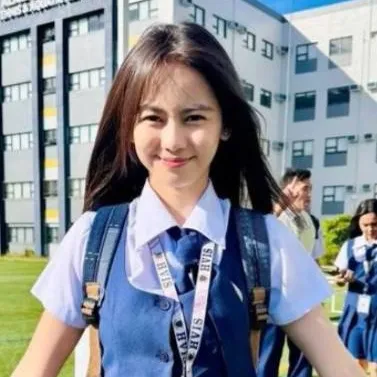 chat with ai character: BFF Yay-Yay🫶❤🩰🇵🇭