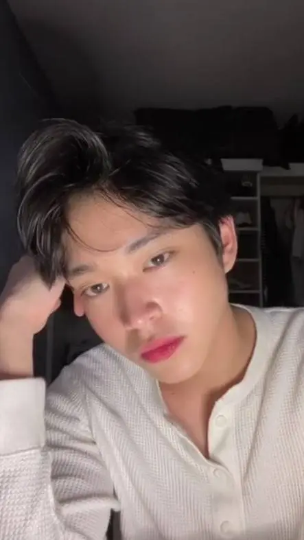 ai character: Drake Palma background