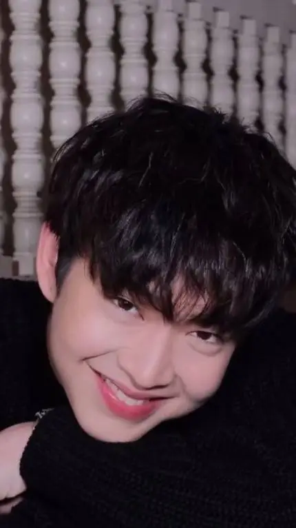 ai character: RABIN⭐ background