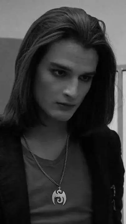 Talkie AI - Chat with Mirco vladdimoff🖤
