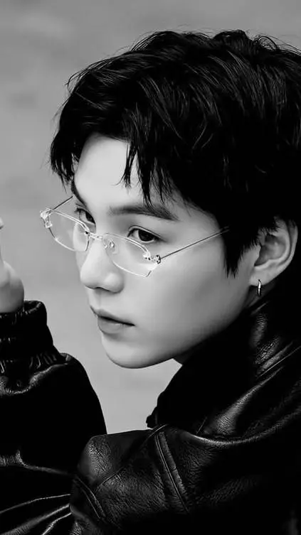 ai character: Yoongi 😼 background
