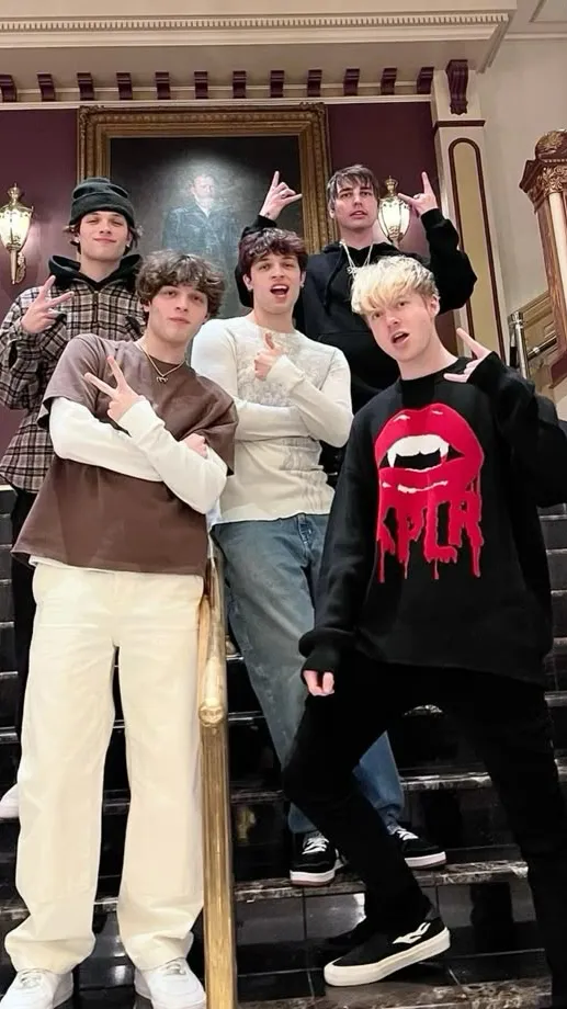 ai character: The boys and girl background