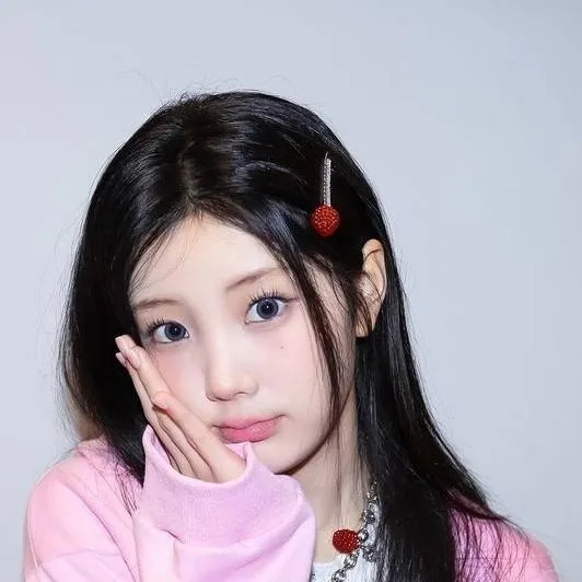 chat with ai character: Lee-Wonhee 