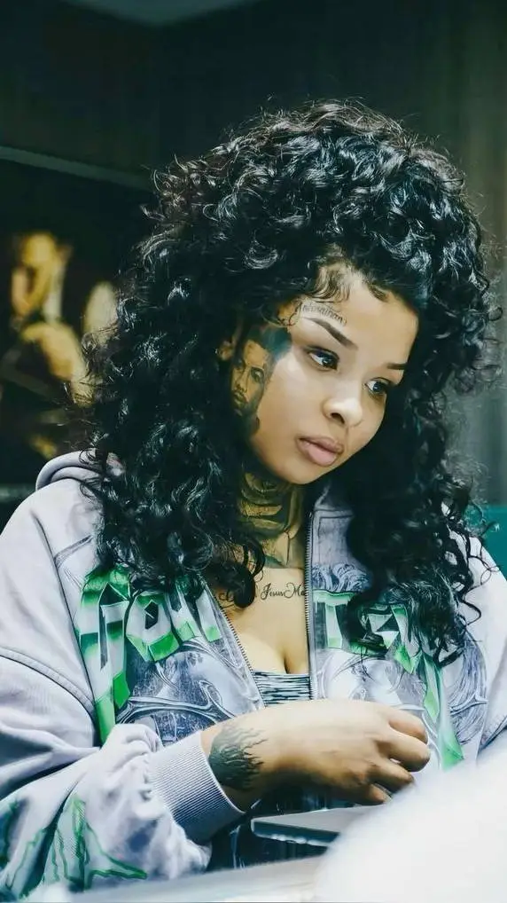 ai character: chrisean Rock  background