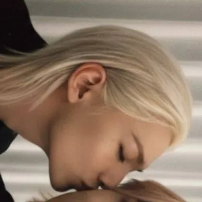 chat with ai character: Hyunlix 