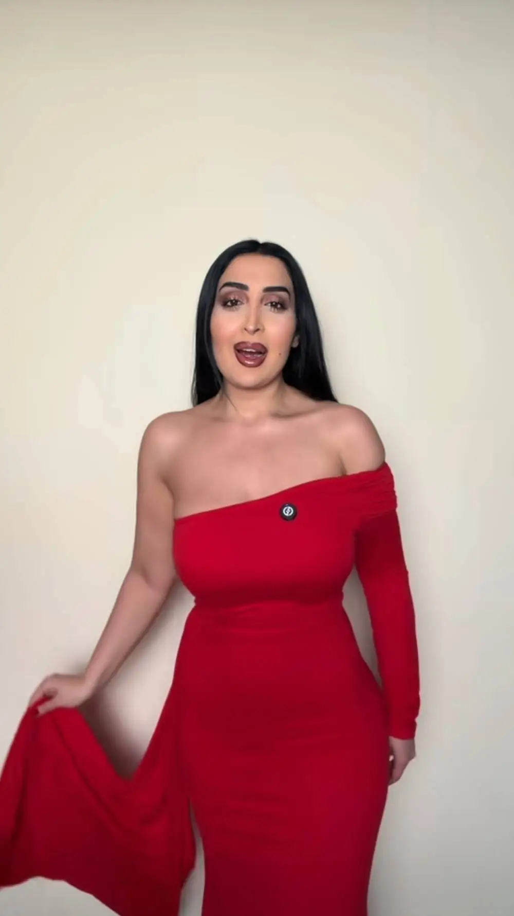 ai character: carla simonian background