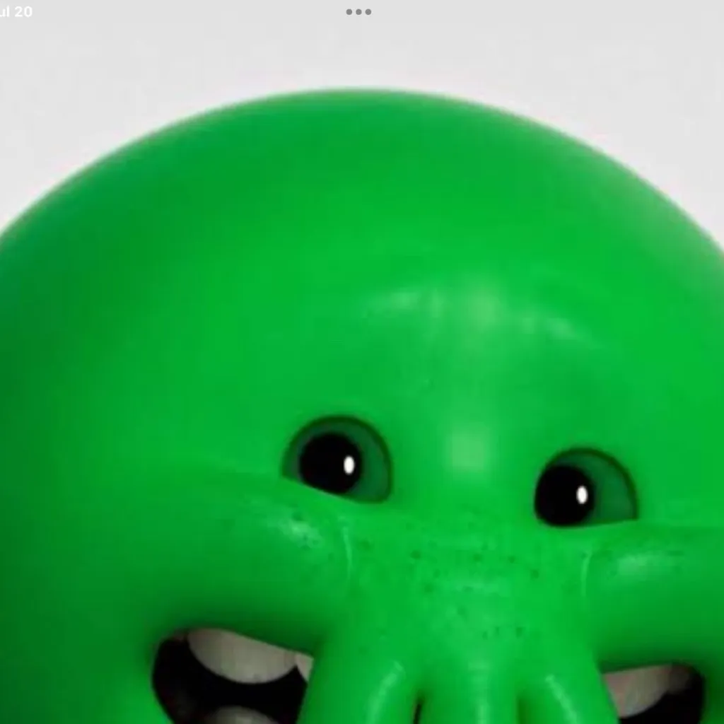 chat with ai character: Goomi 