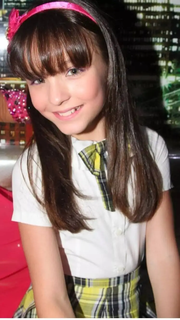 ai character: Maria Joaquina background