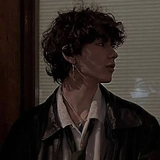 chat with ai character: Reis Winston 