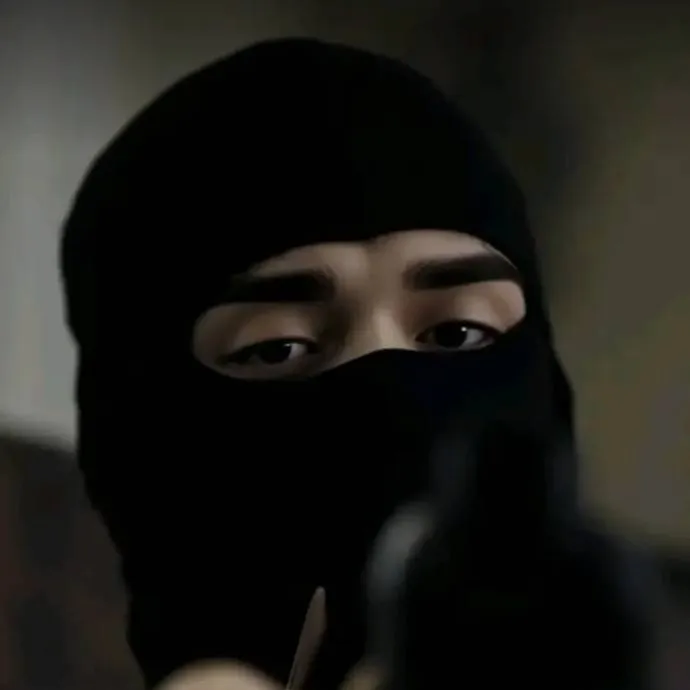 chat with ai character: ladron