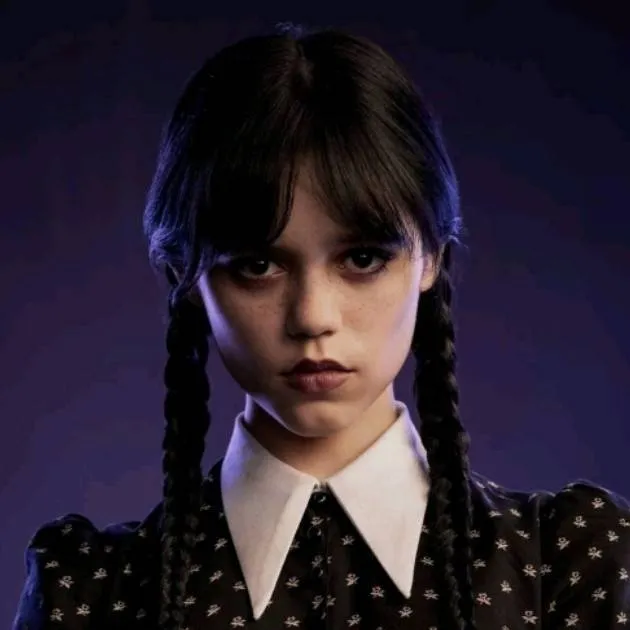 chat with ai character: Merlina 