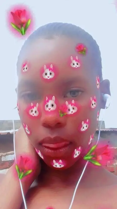 ai character: Nthabiseng 🥰 background