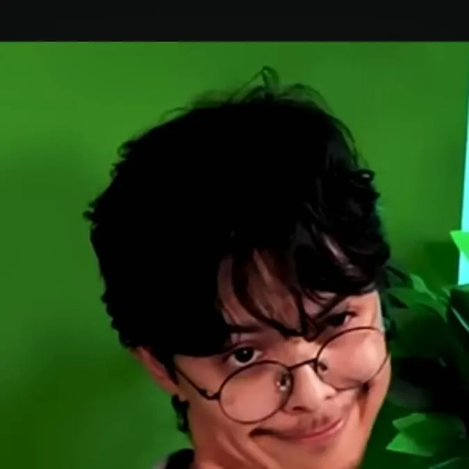 chat with ai character: litsu 