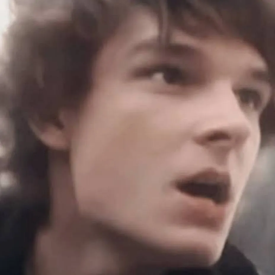 chat with ai character: Finney Blake