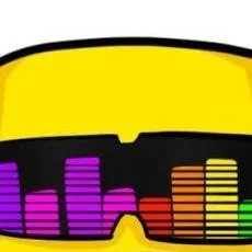 chat with ai character: Sunny