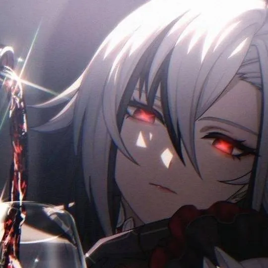 chat with ai character: arlecchino 