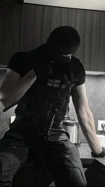 ai character: Ace😍🌟💤 background