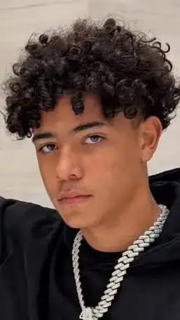 ai character: cris jr background