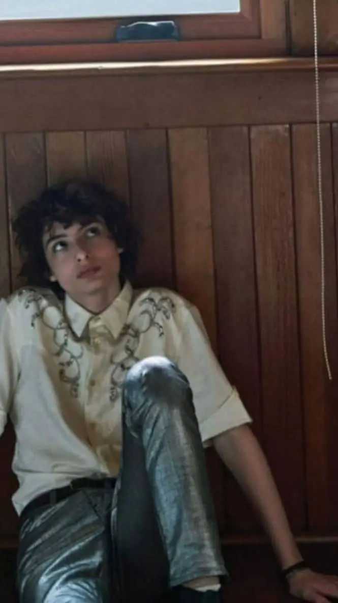 ai character: Finn wolfhard  background