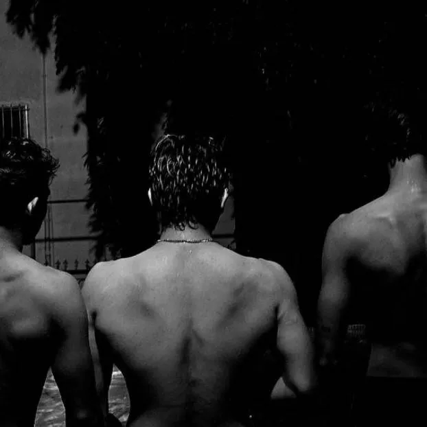 chat with ai character: The Boys