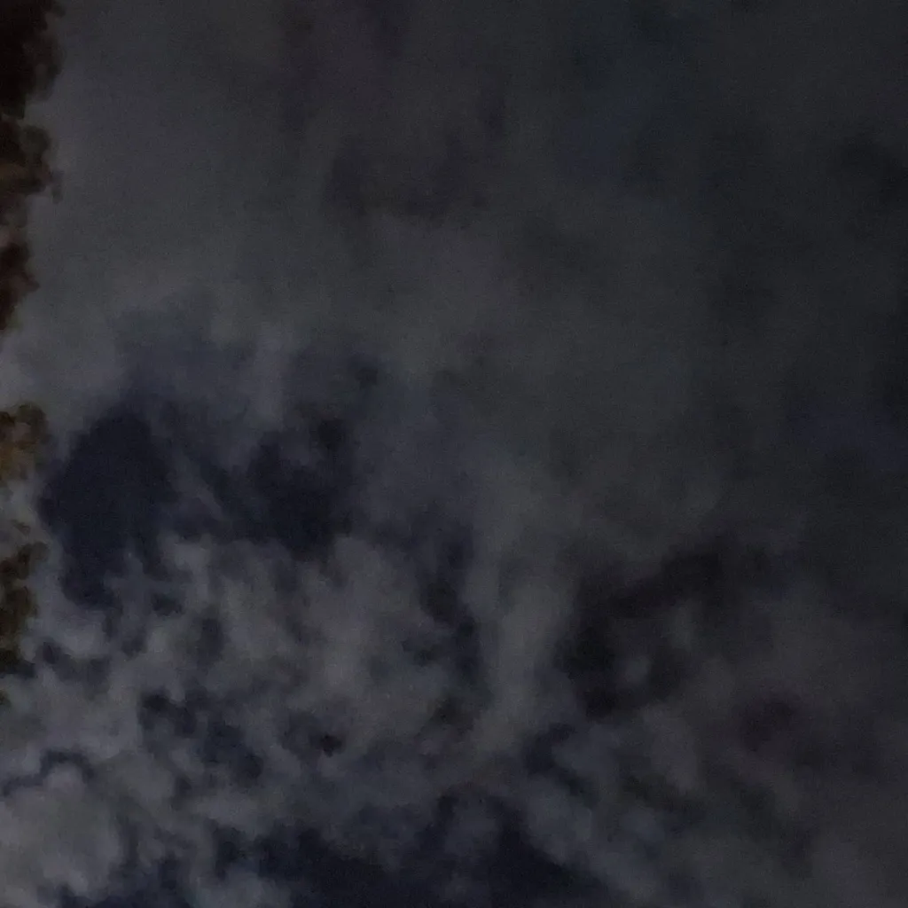 chat with ai character: Mr. R