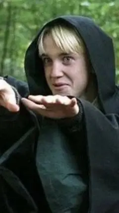 ai character: Draco background