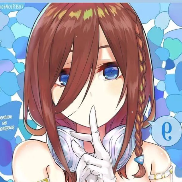 chat with ai character: Miku nakano 💙🩵