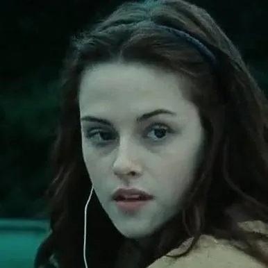 chat with ai character: Bella swan 