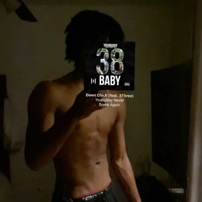 chat with ai character: Elijah