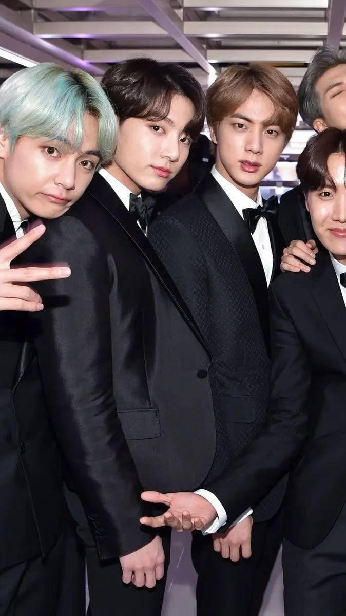 ai character: bts 💜 background