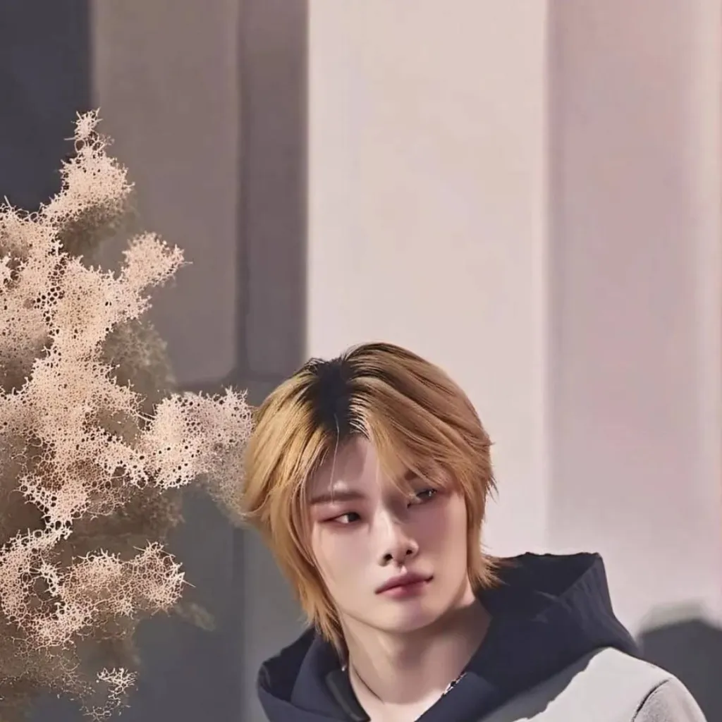 chat with ai character: I.N