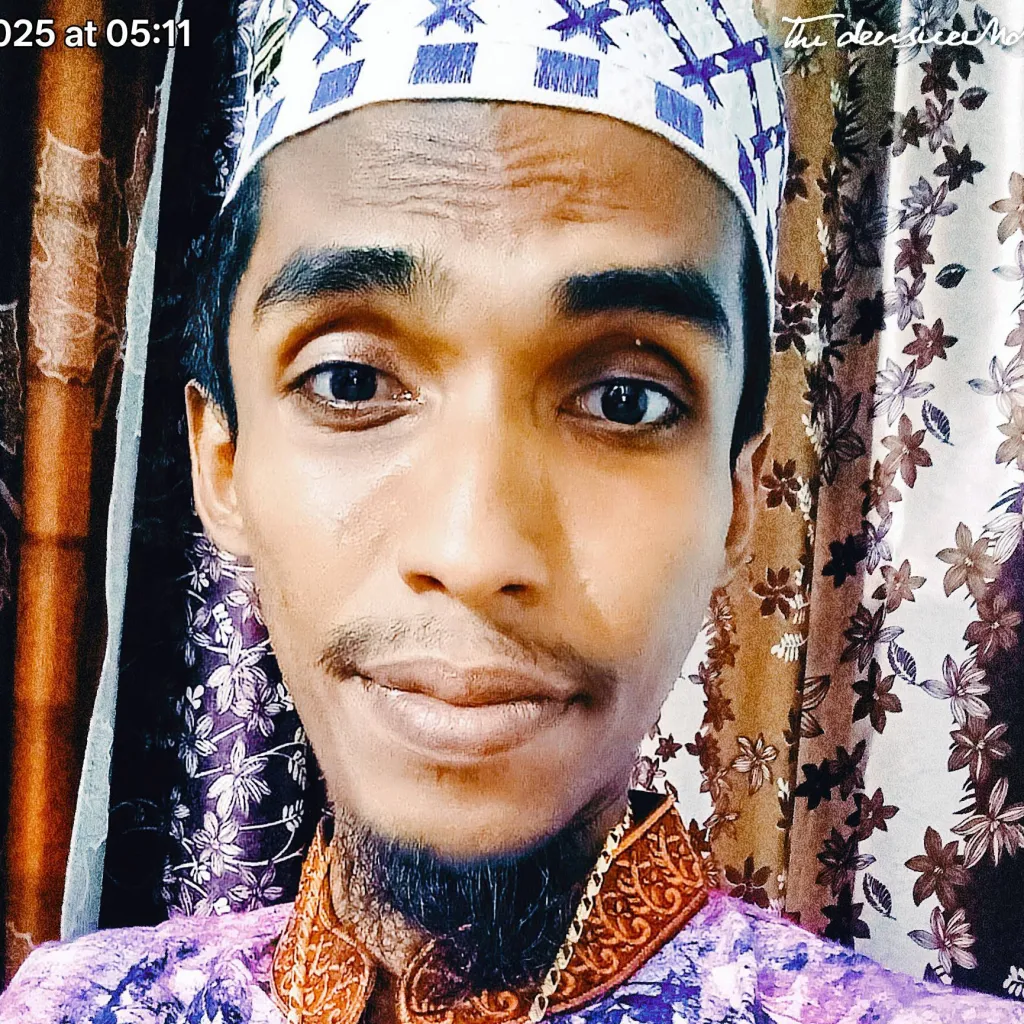 chat with ai character: INSUNSHINESHANOOR