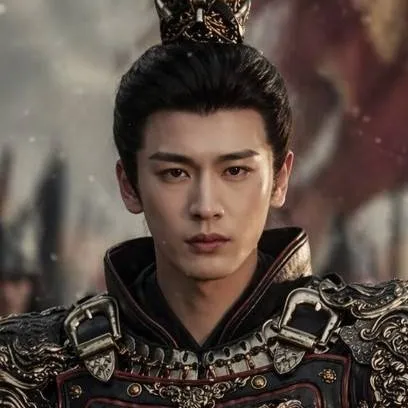 chat with ai character: Li Wei Long 李威