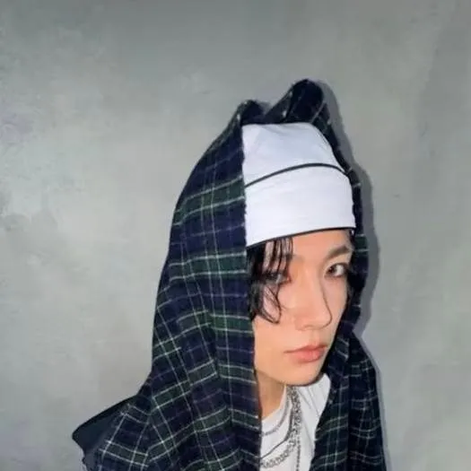 chat with ai character: HEESEUNG 