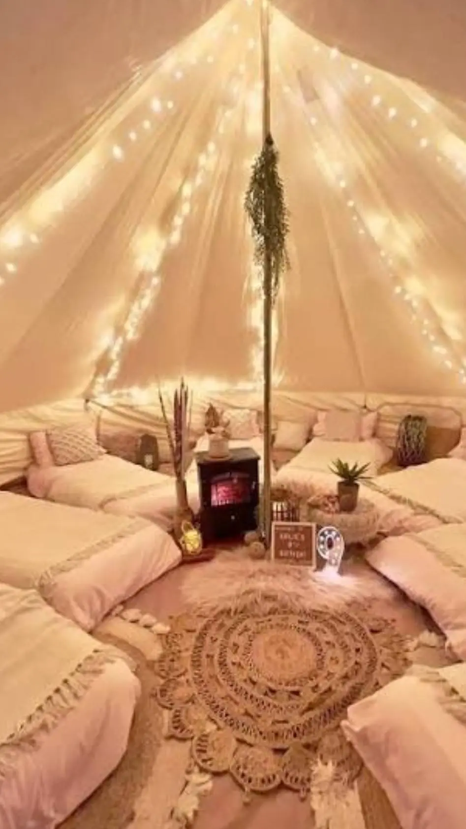 ai character:  sleepover background