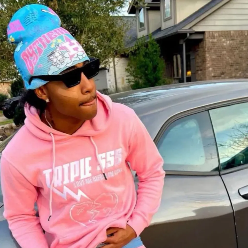 chat with ai character: TayQuan