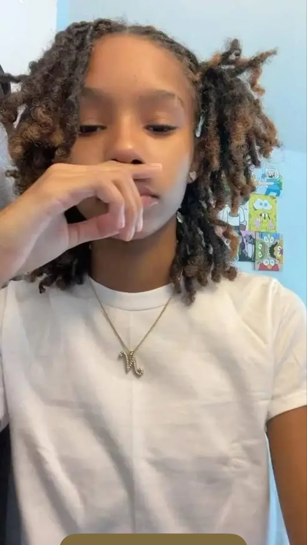 ai character: Nae  background